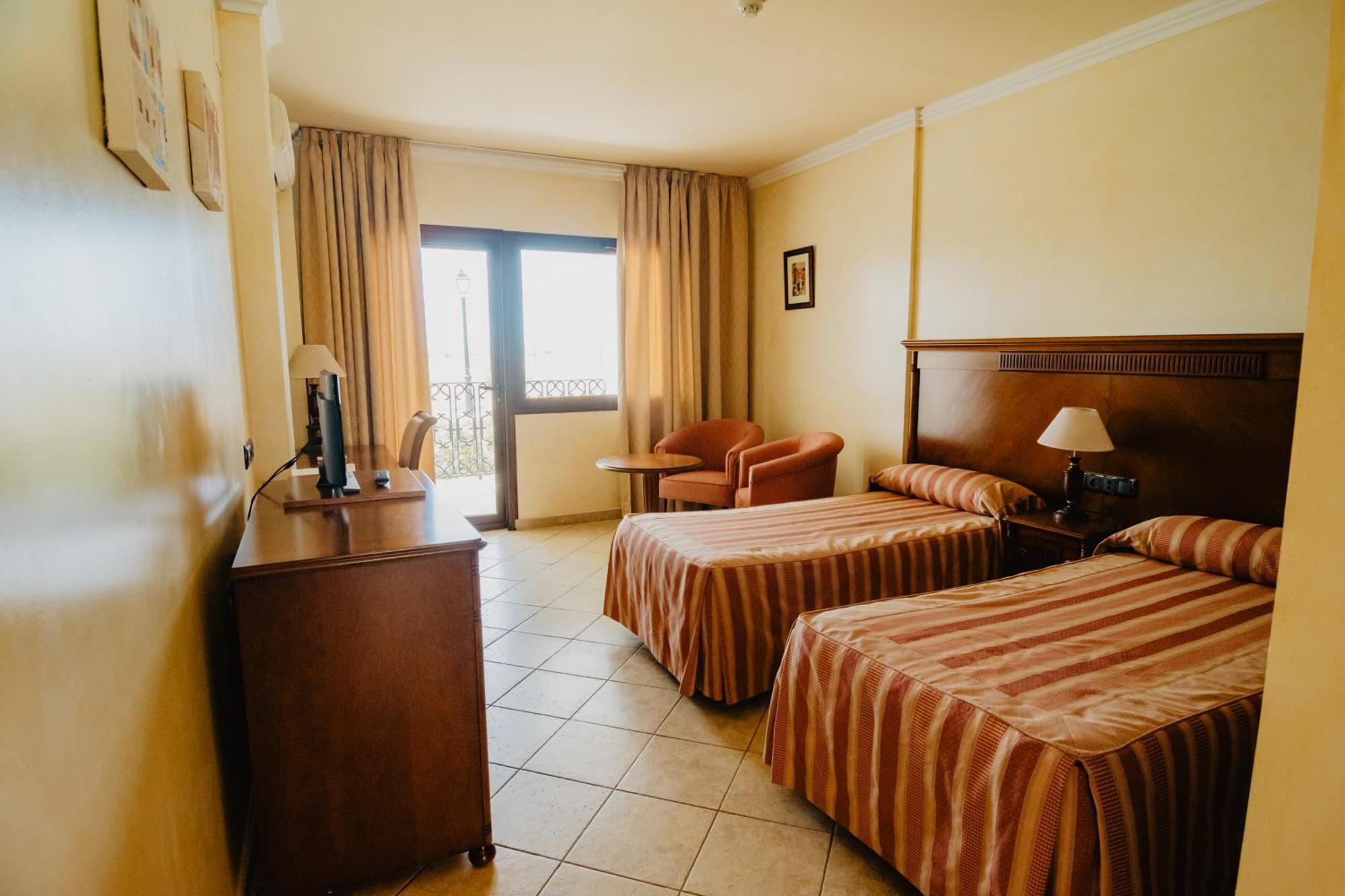 Hotel Hacienda Don Manuel Granja de Torrehermosa Esterno foto