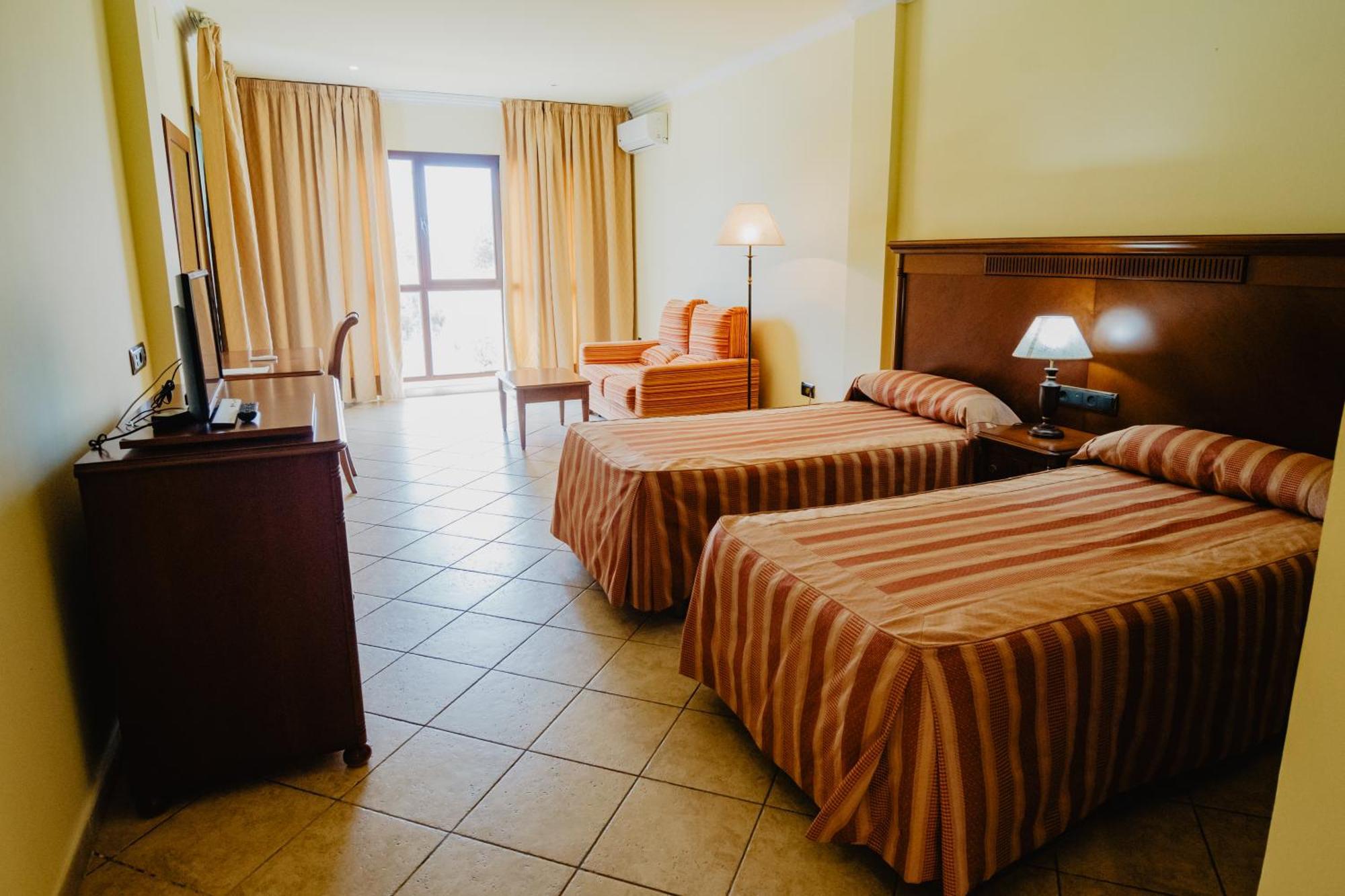 Hotel Hacienda Don Manuel Granja de Torrehermosa Esterno foto