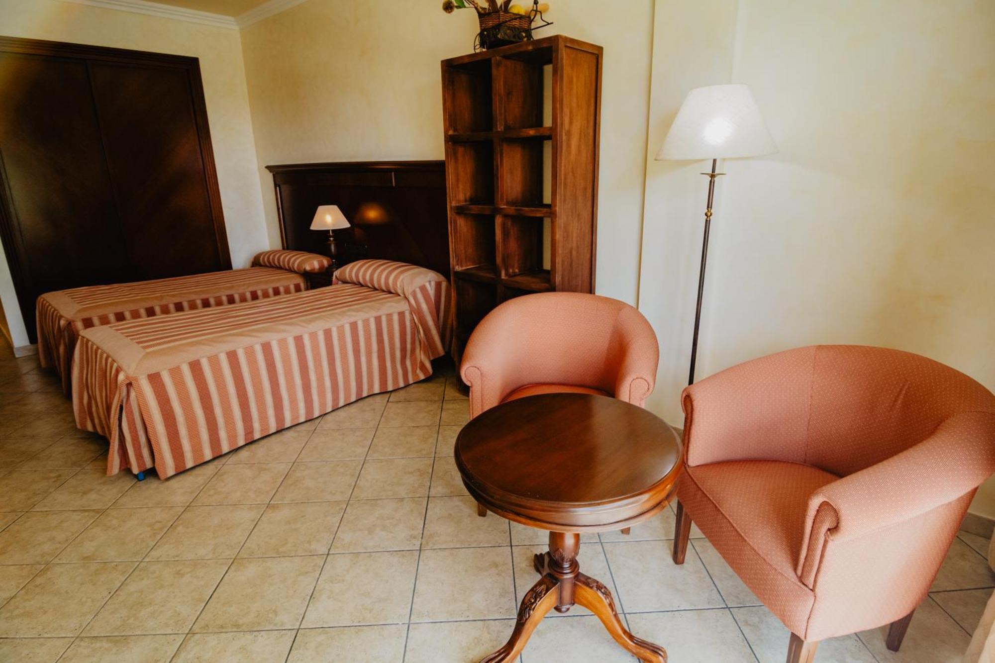 Hotel Hacienda Don Manuel Granja de Torrehermosa Esterno foto