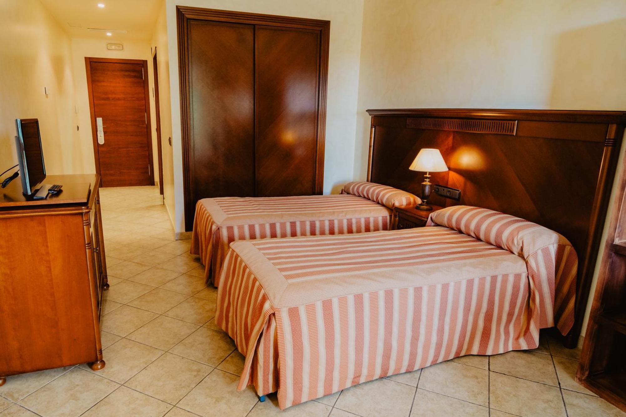 Hotel Hacienda Don Manuel Granja de Torrehermosa Esterno foto