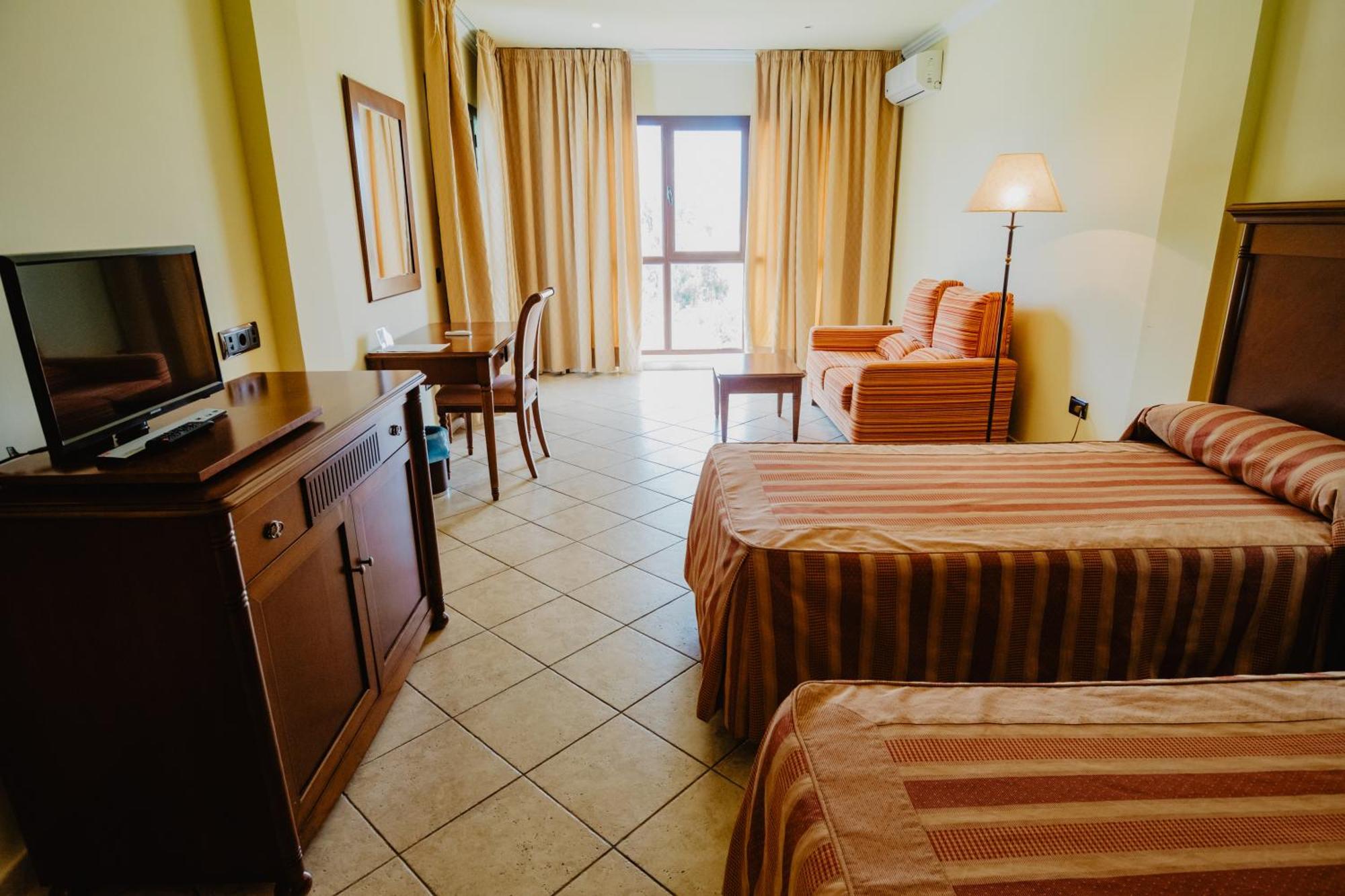 Hotel Hacienda Don Manuel Granja de Torrehermosa Esterno foto