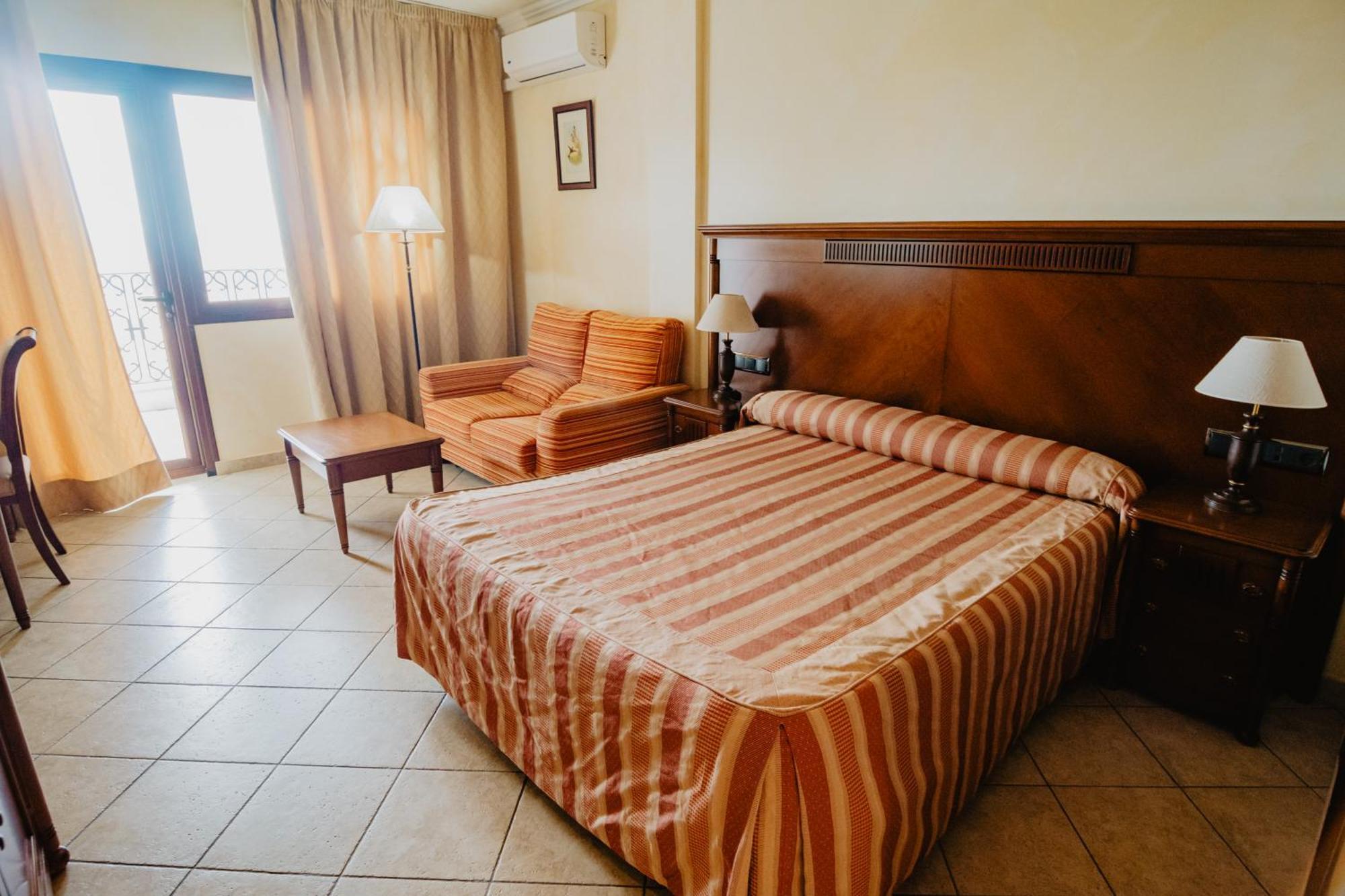 Hotel Hacienda Don Manuel Granja de Torrehermosa Esterno foto